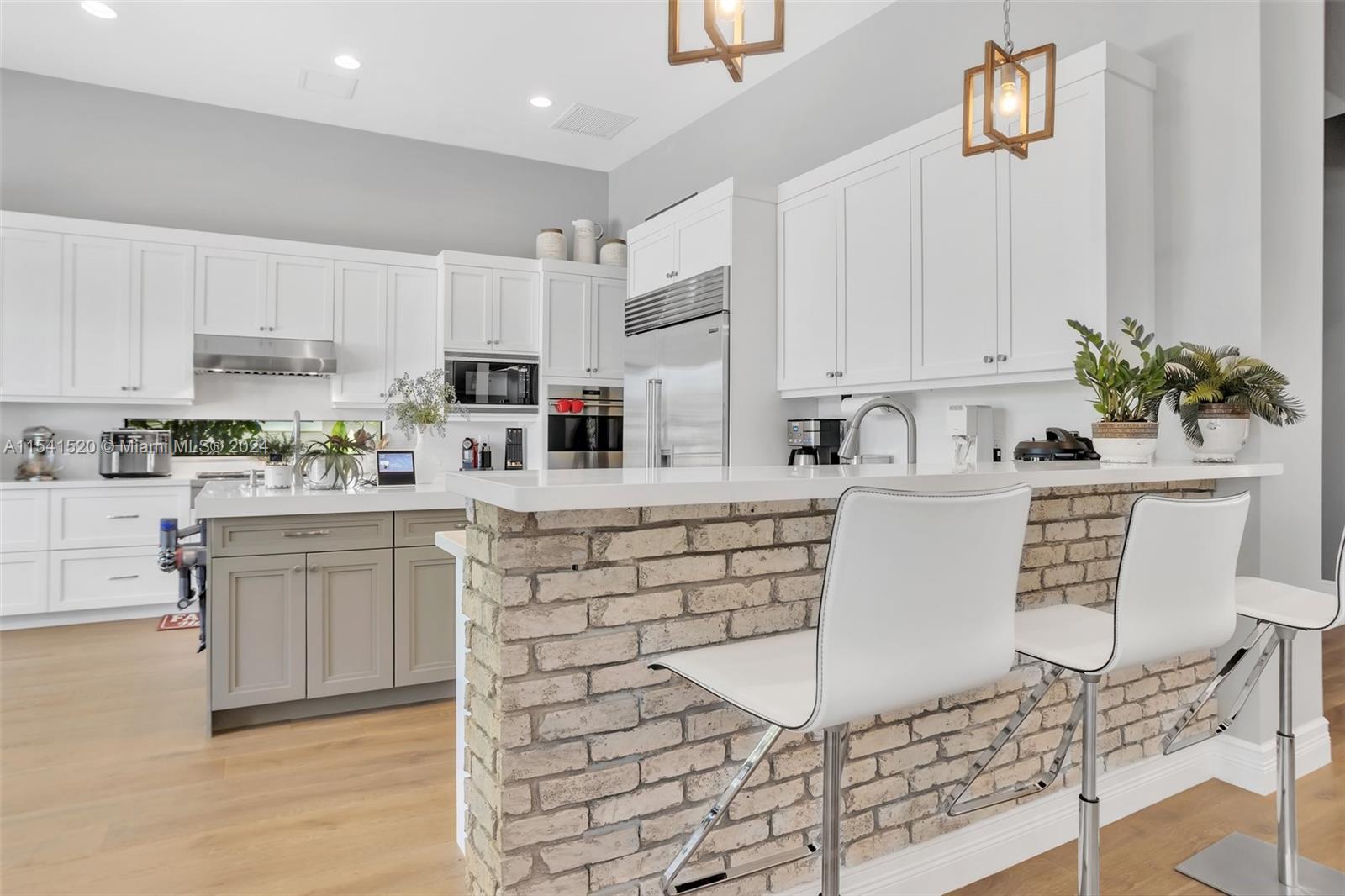 Seven Bridges - Residential