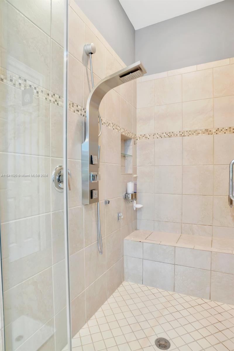 Seven Bridges - Residential