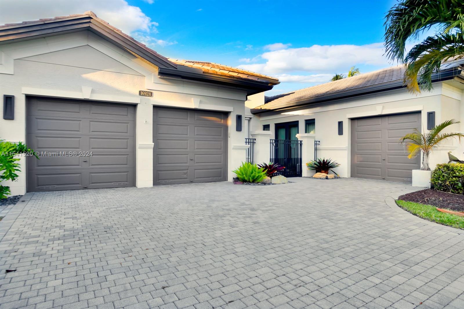 Seven Bridges - Residential