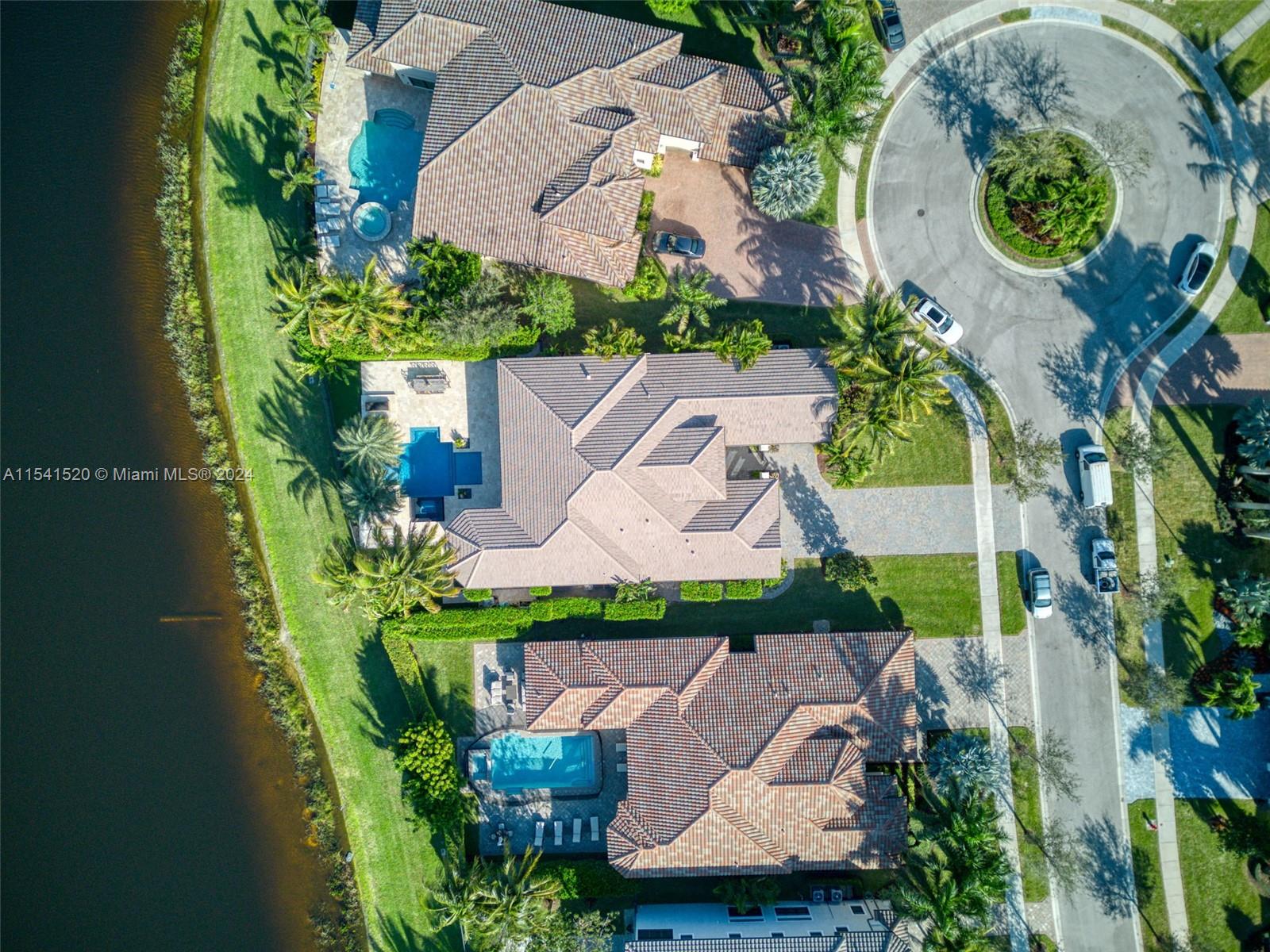 Seven Bridges - Residential