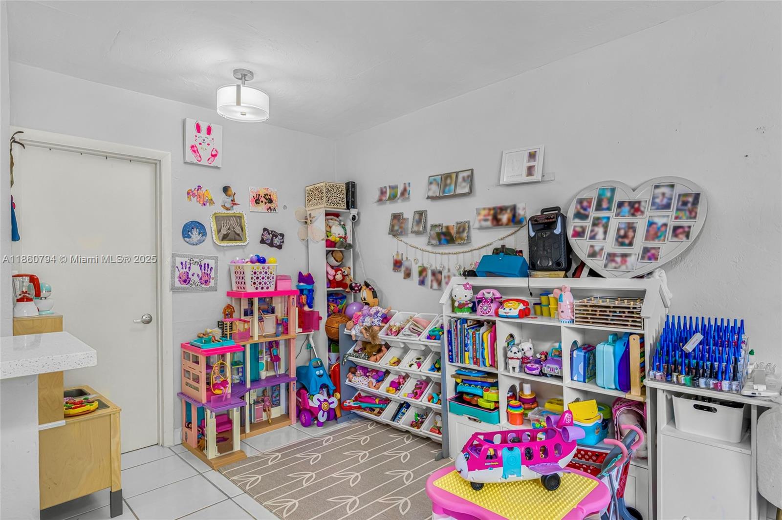 THE OAKS AT SOUTH MIAMI C - Residential