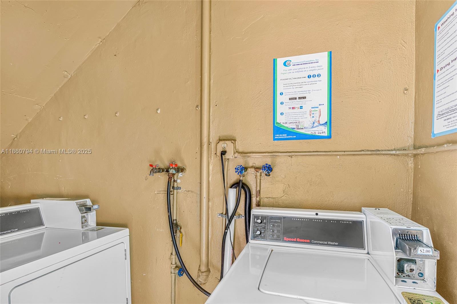 THE OAKS AT SOUTH MIAMI C - Residential