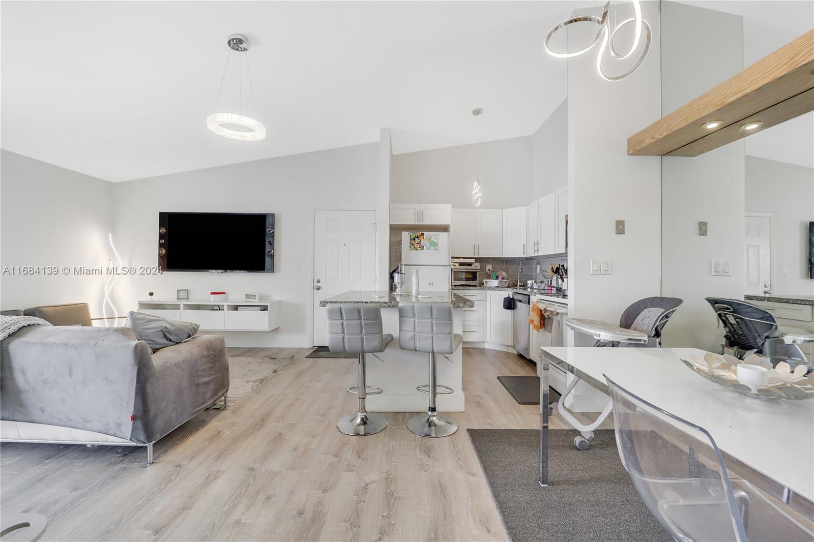 CARMEL LAKES CONDO NO 6 - Residential