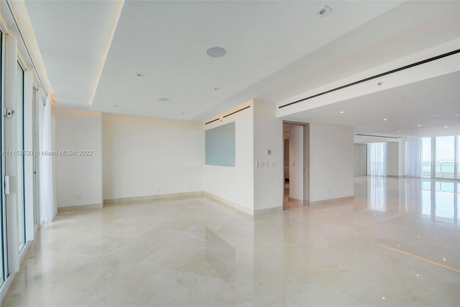 SANTA MARIA CONDO - Residential