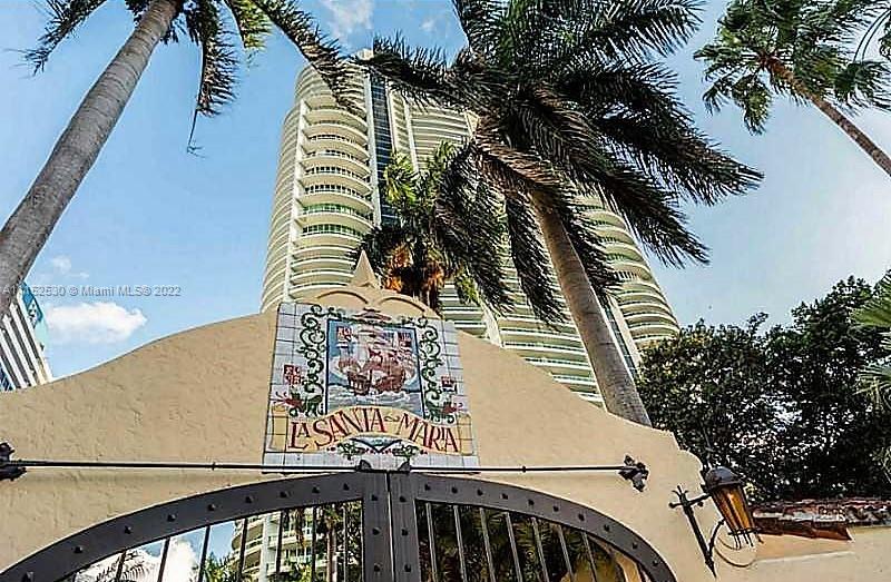 SANTA MARIA CONDO - Residential