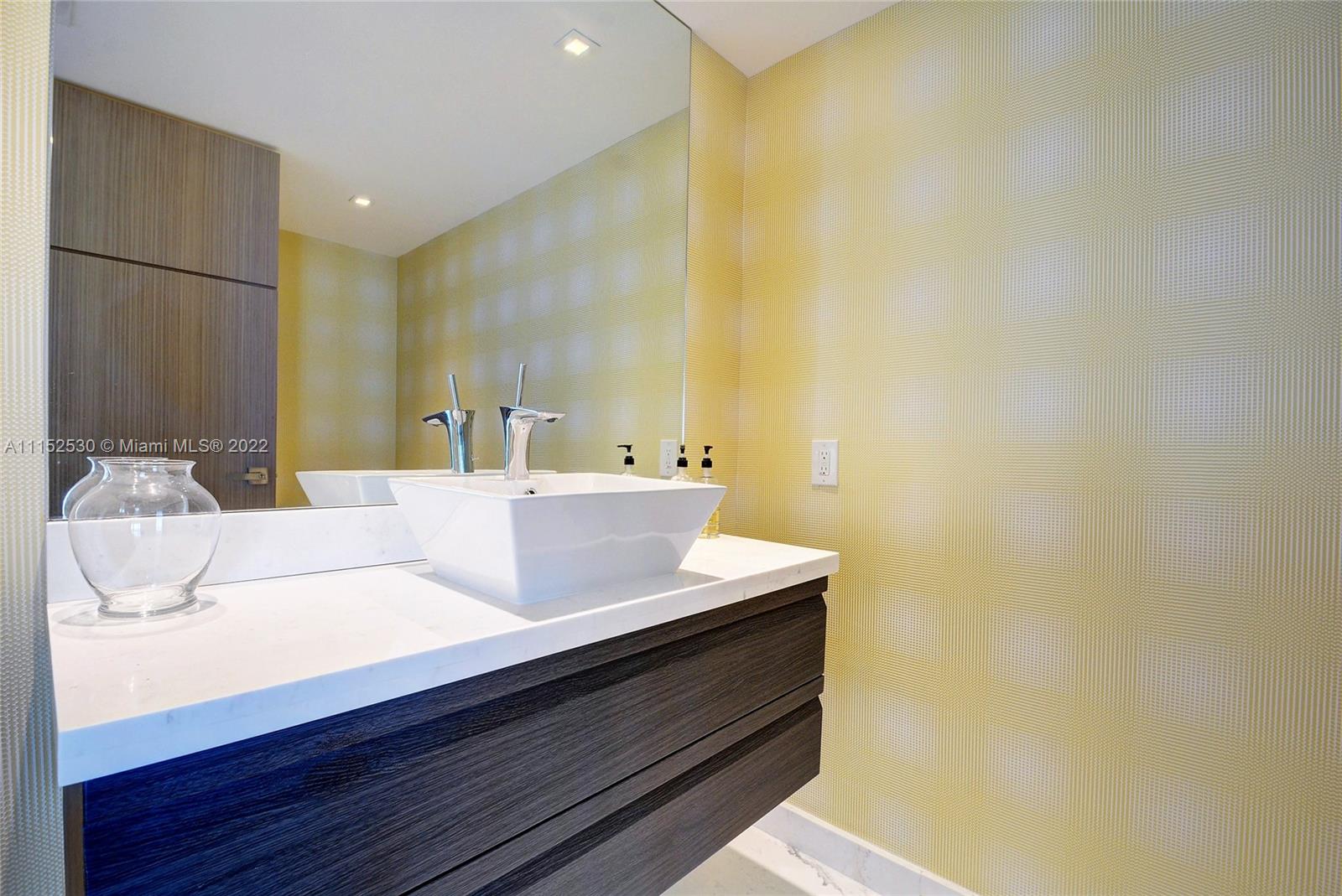 SANTA MARIA CONDO - Residential