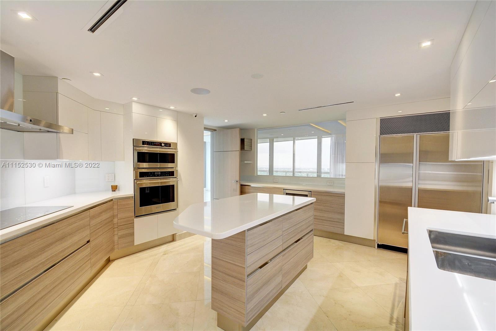 SANTA MARIA CONDO - Residential