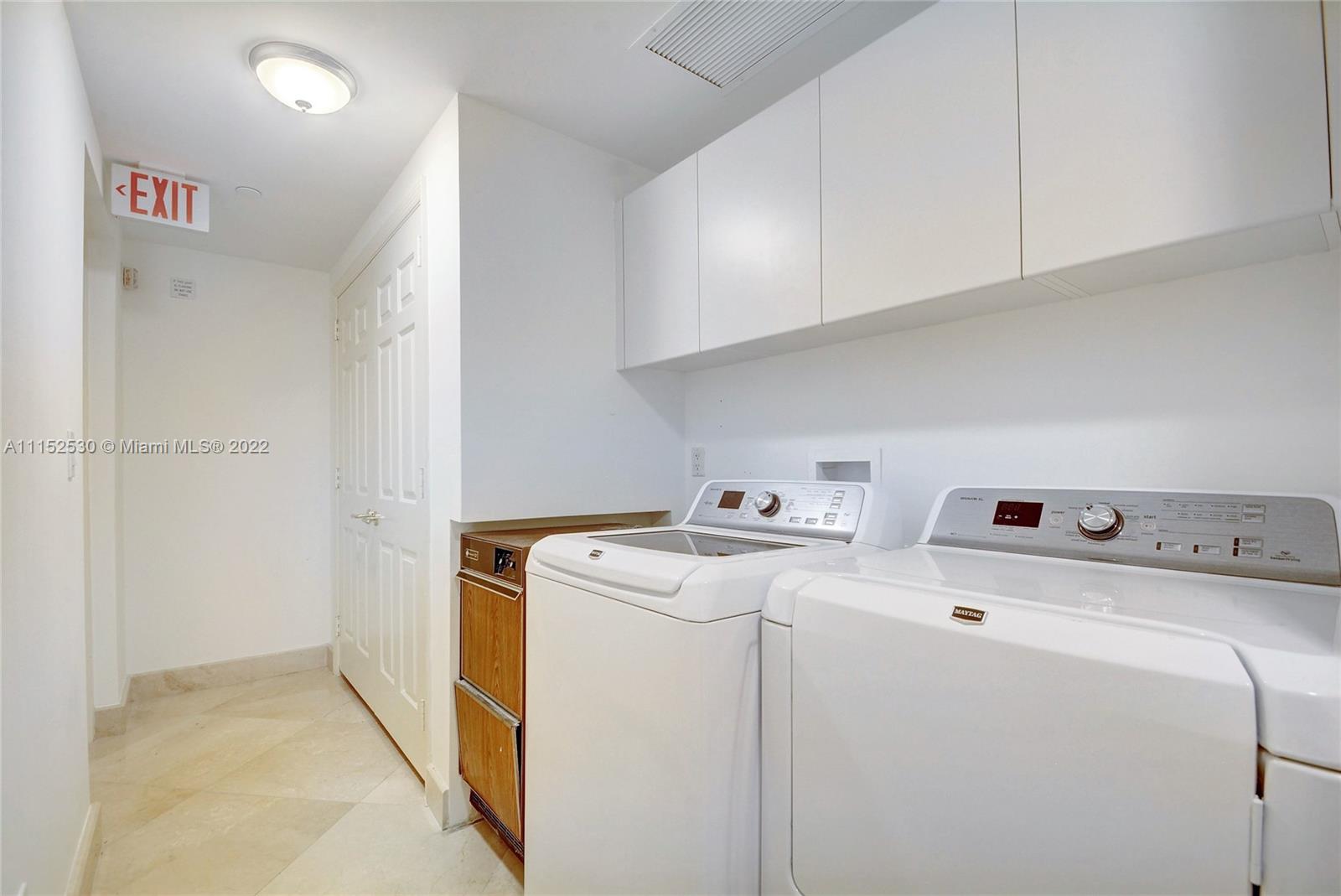 SANTA MARIA CONDO - Residential