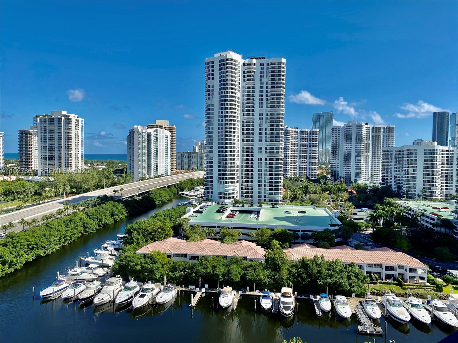 MYSTIC POINTE TOWER 600 C - Residential