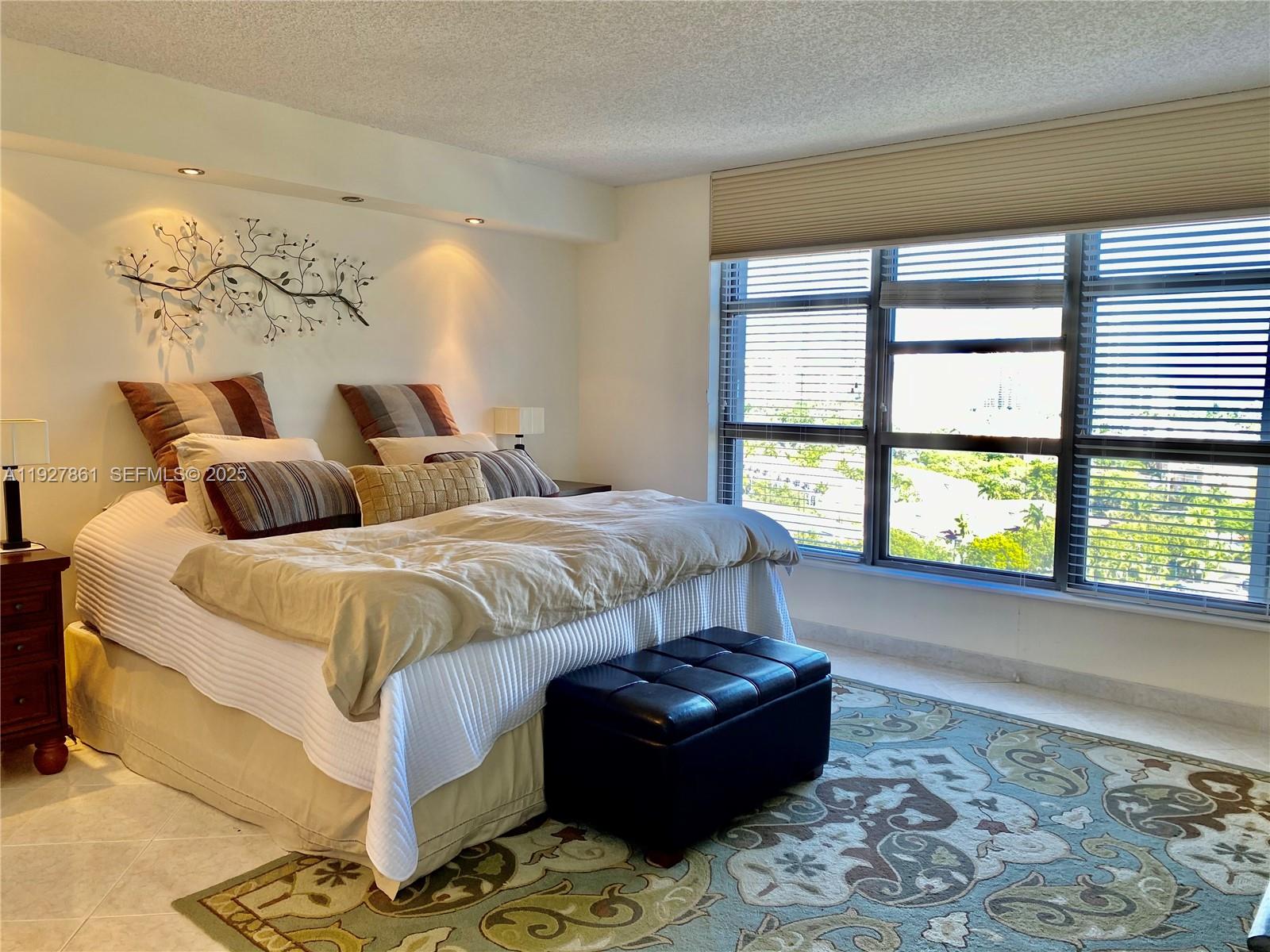 MYSTIC POINTE TOWER 600 C - Residential