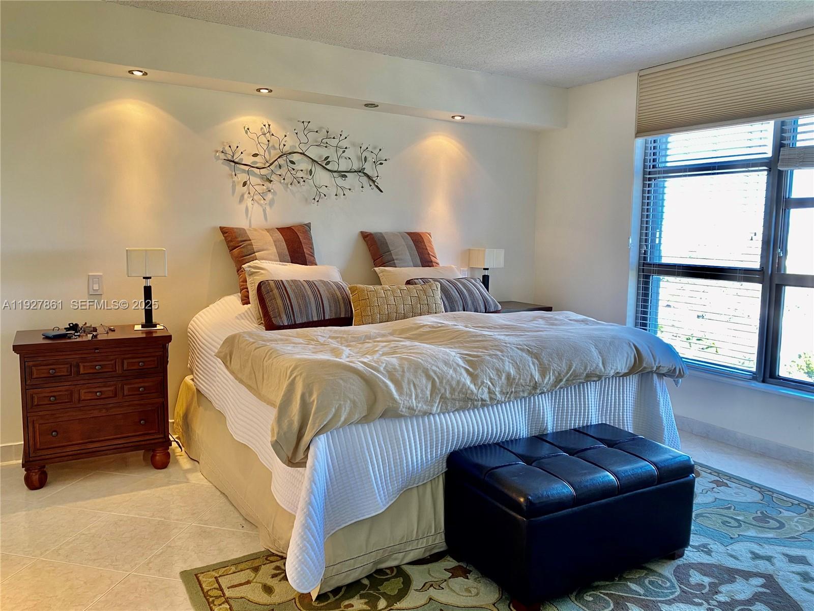 MYSTIC POINTE TOWER 600 C - Residential