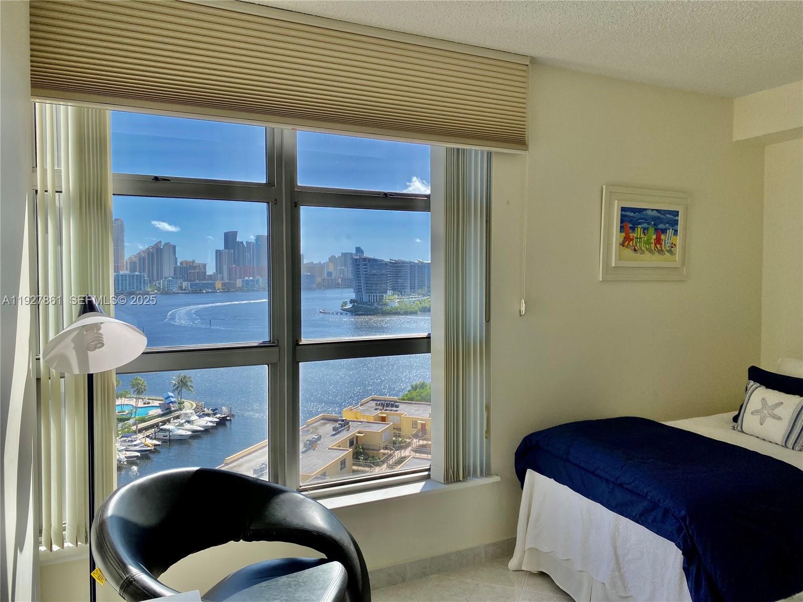 MYSTIC POINTE TOWER 600 C - Residential