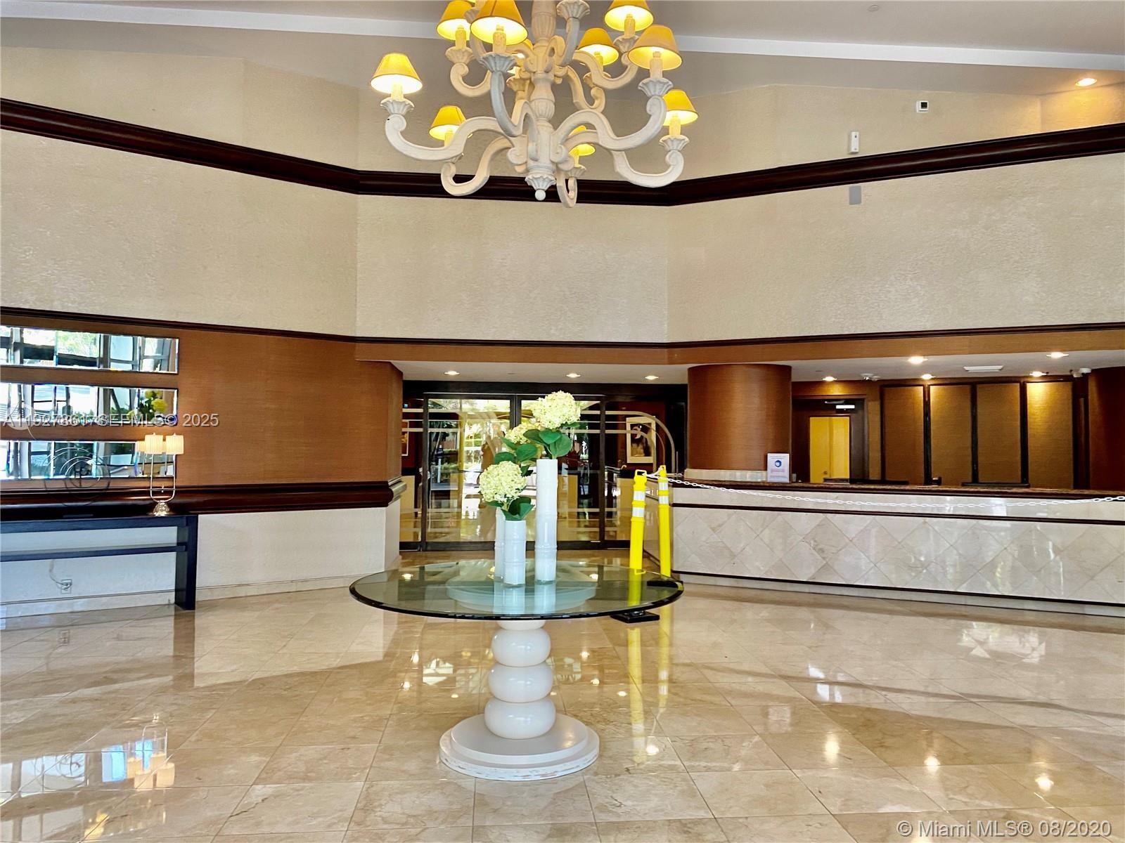 MYSTIC POINTE TOWER 600 C - Residential