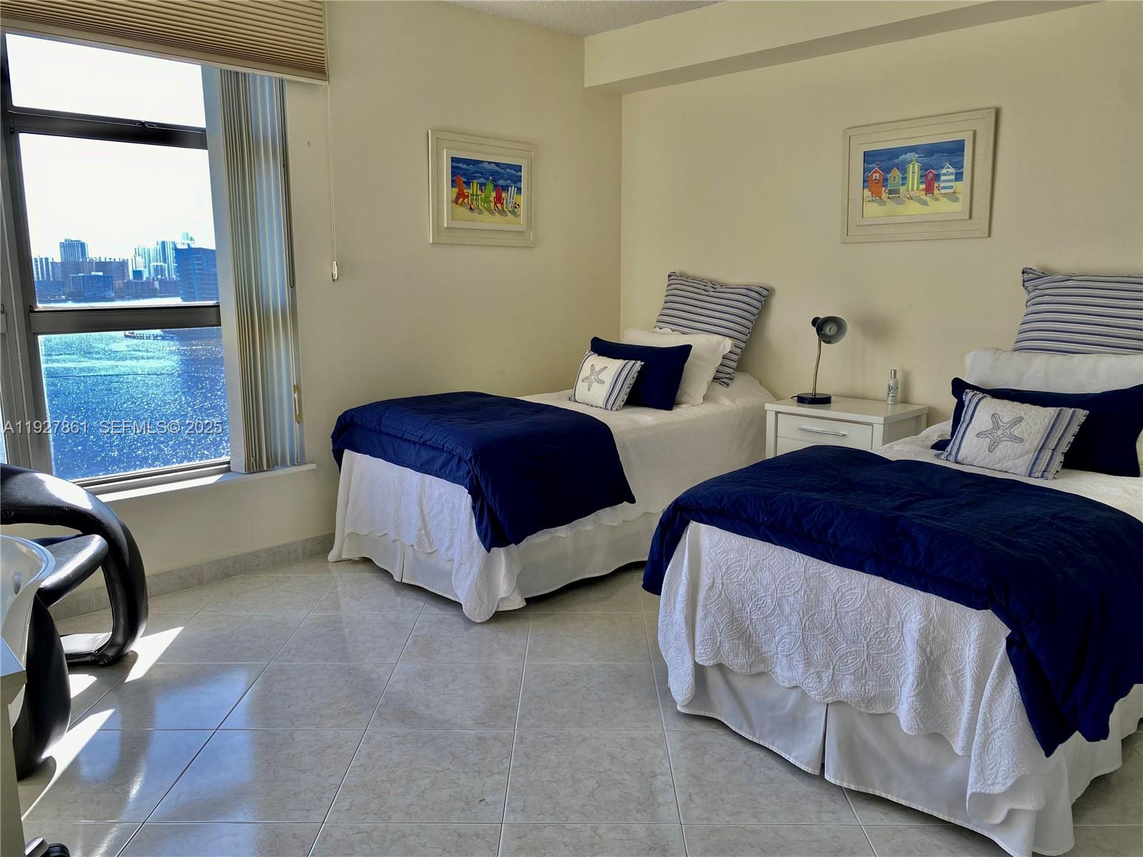 MYSTIC POINTE TOWER 600 C - Residential