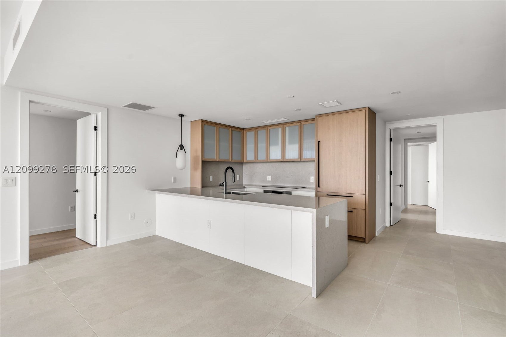 2200 Brickell ave 416