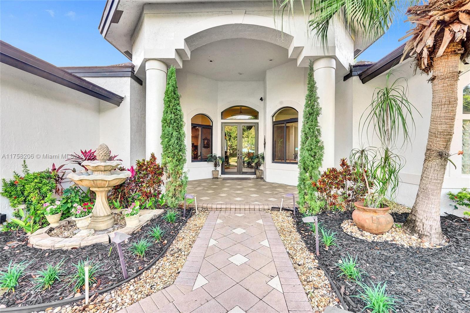5044 NW 113th Ave
