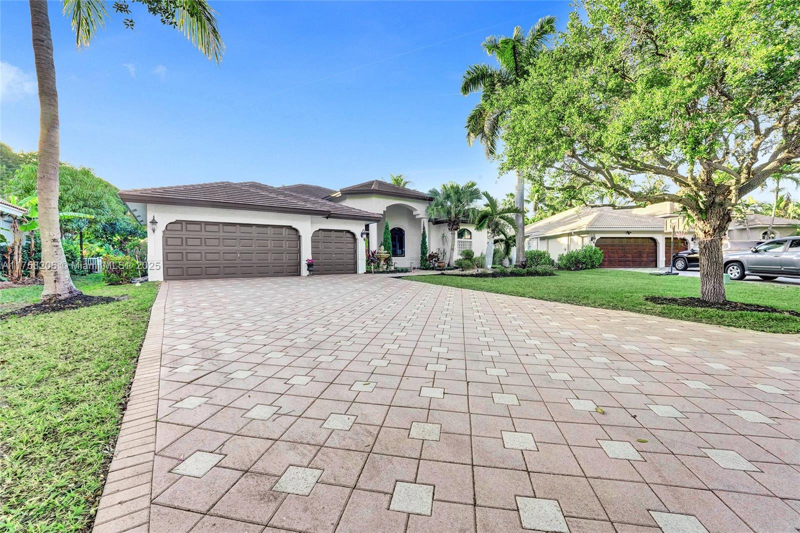 5044 NW 113th Ave