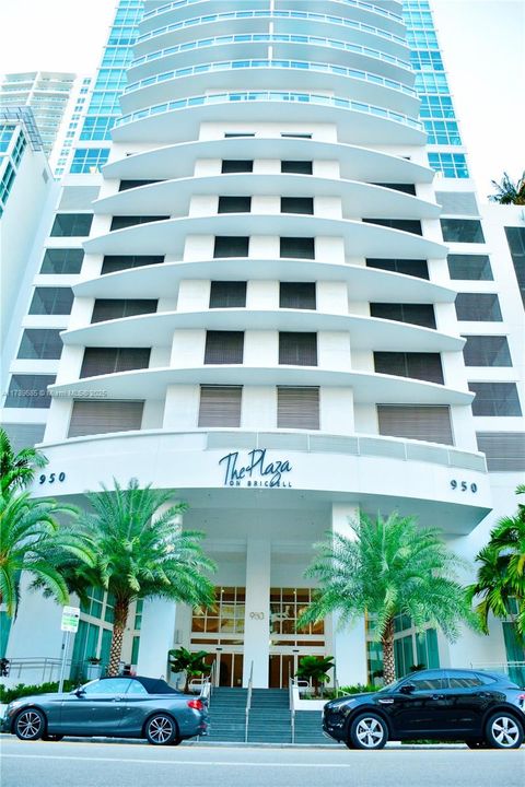 950 Brickell Bay 2209 Miami FL 33131