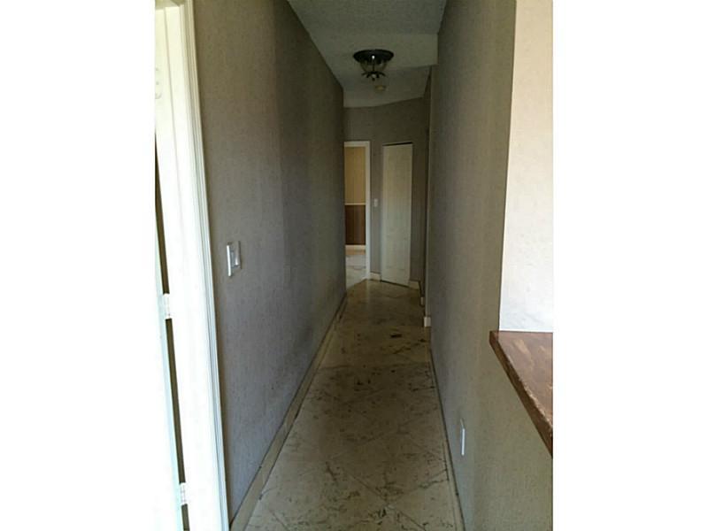 FOREST LAKES COUNTRY GARD - Residential Lease