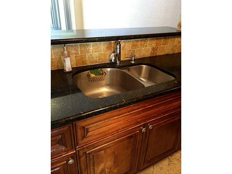 FOREST LAKES COUNTRY GARD - Residential Lease