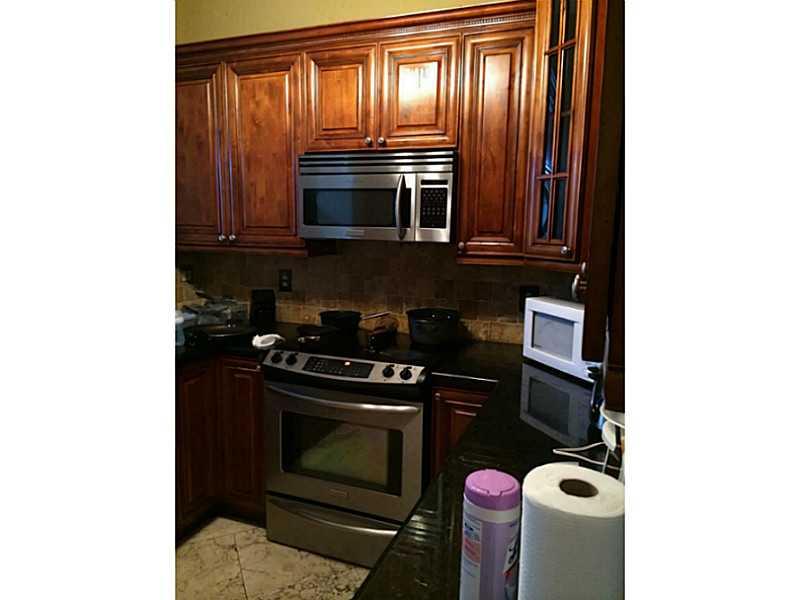 FOREST LAKES COUNTRY GARD - Residential Lease