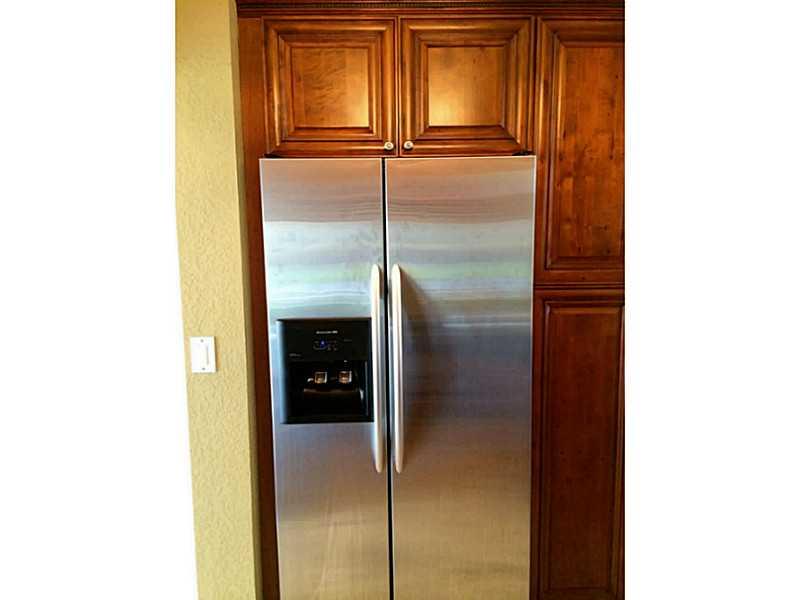 FOREST LAKES COUNTRY GARD - Residential Lease