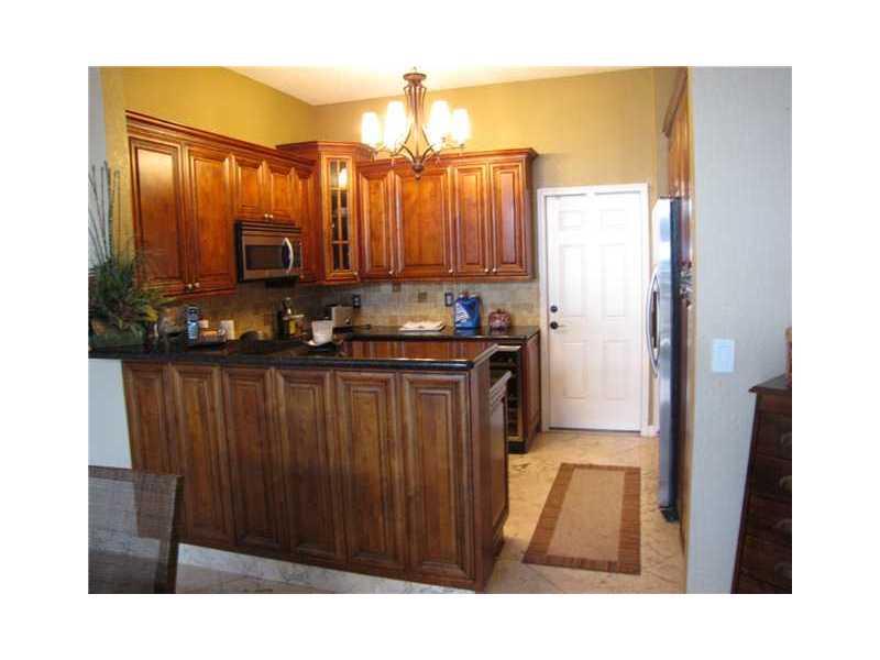 FOREST LAKES COUNTRY GARD - Residential Lease