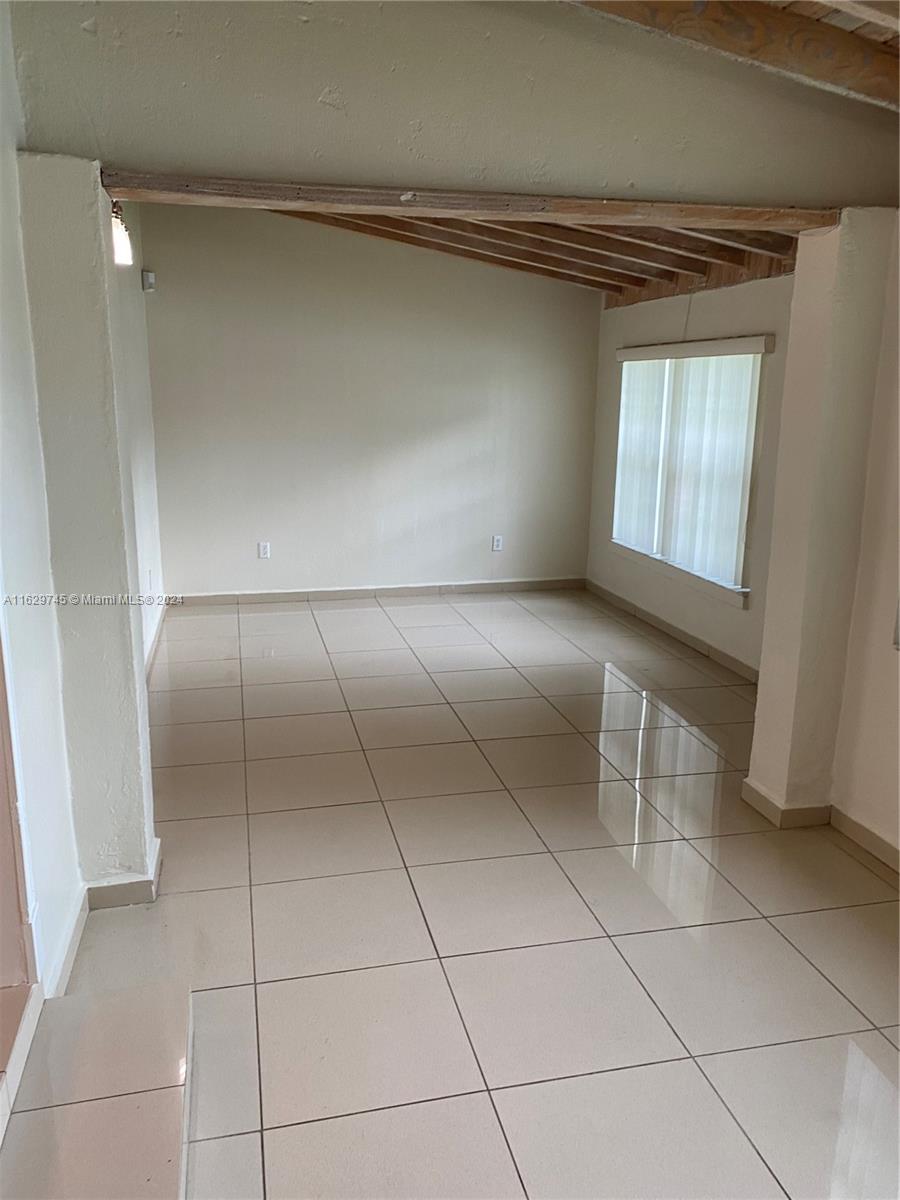 SILVER BLUFF EST SEC C - Residential Lease