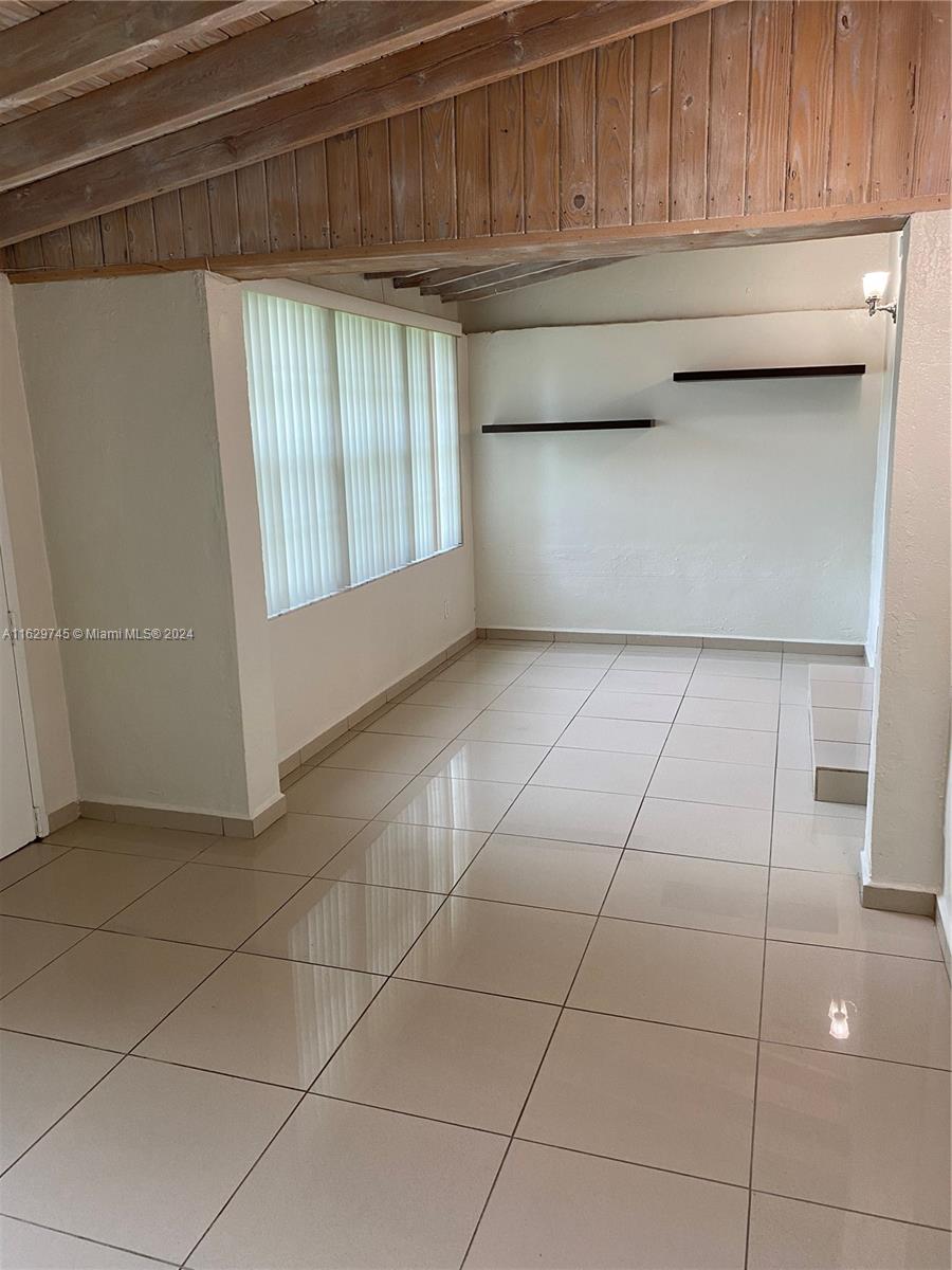 SILVER BLUFF EST SEC C - Residential Lease