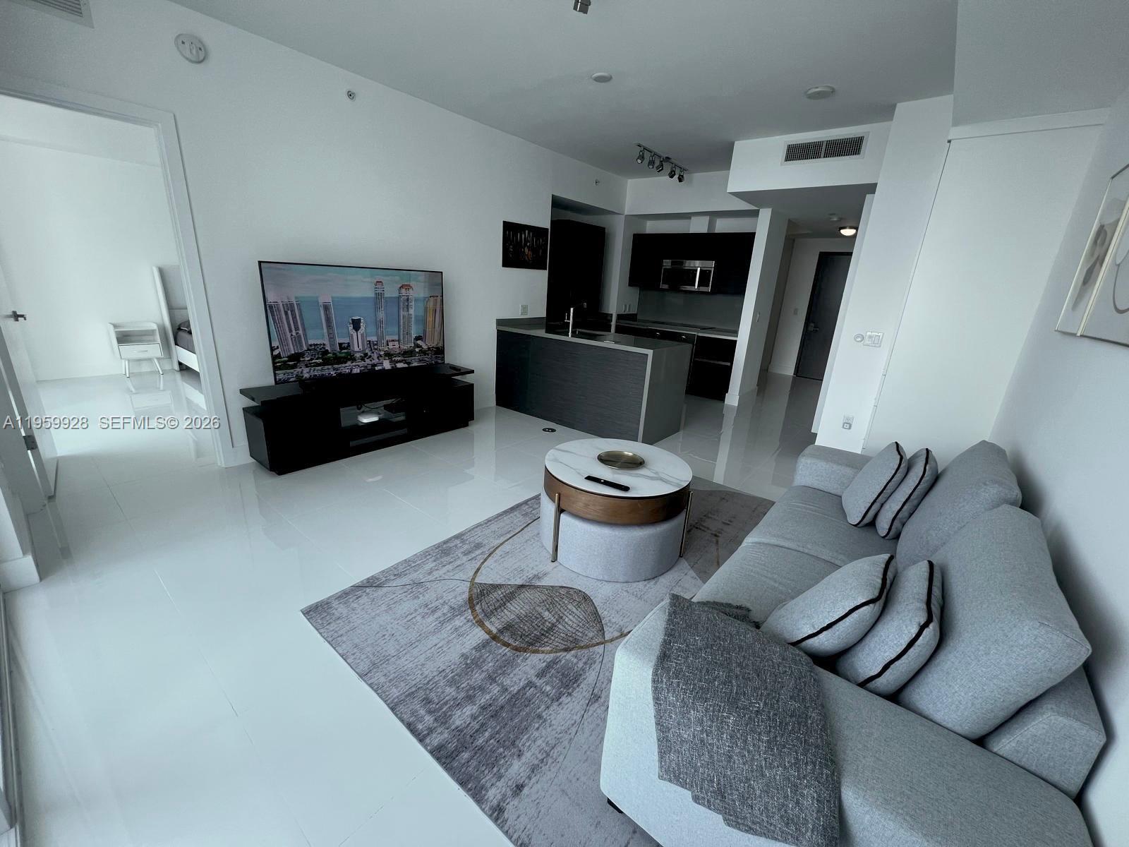 1080 Brickell Ave 3904