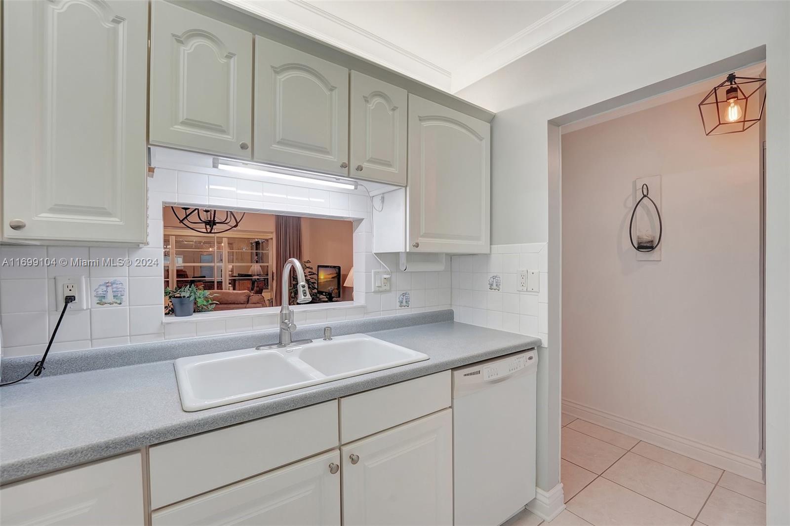 CLOVER GARDENS CONDO - Residential