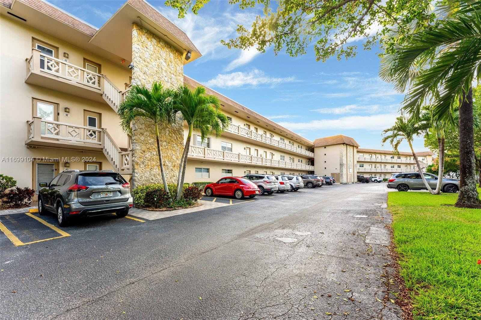 CLOVER GARDENS CONDO - Residential