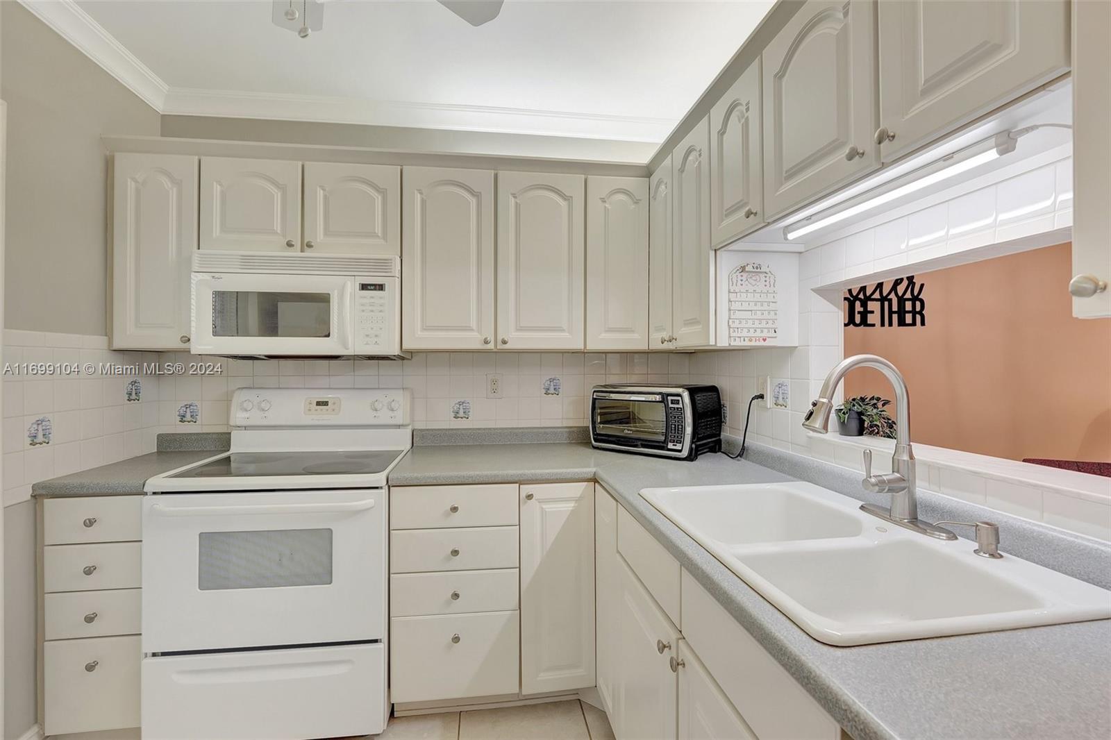 CLOVER GARDENS CONDO - Residential