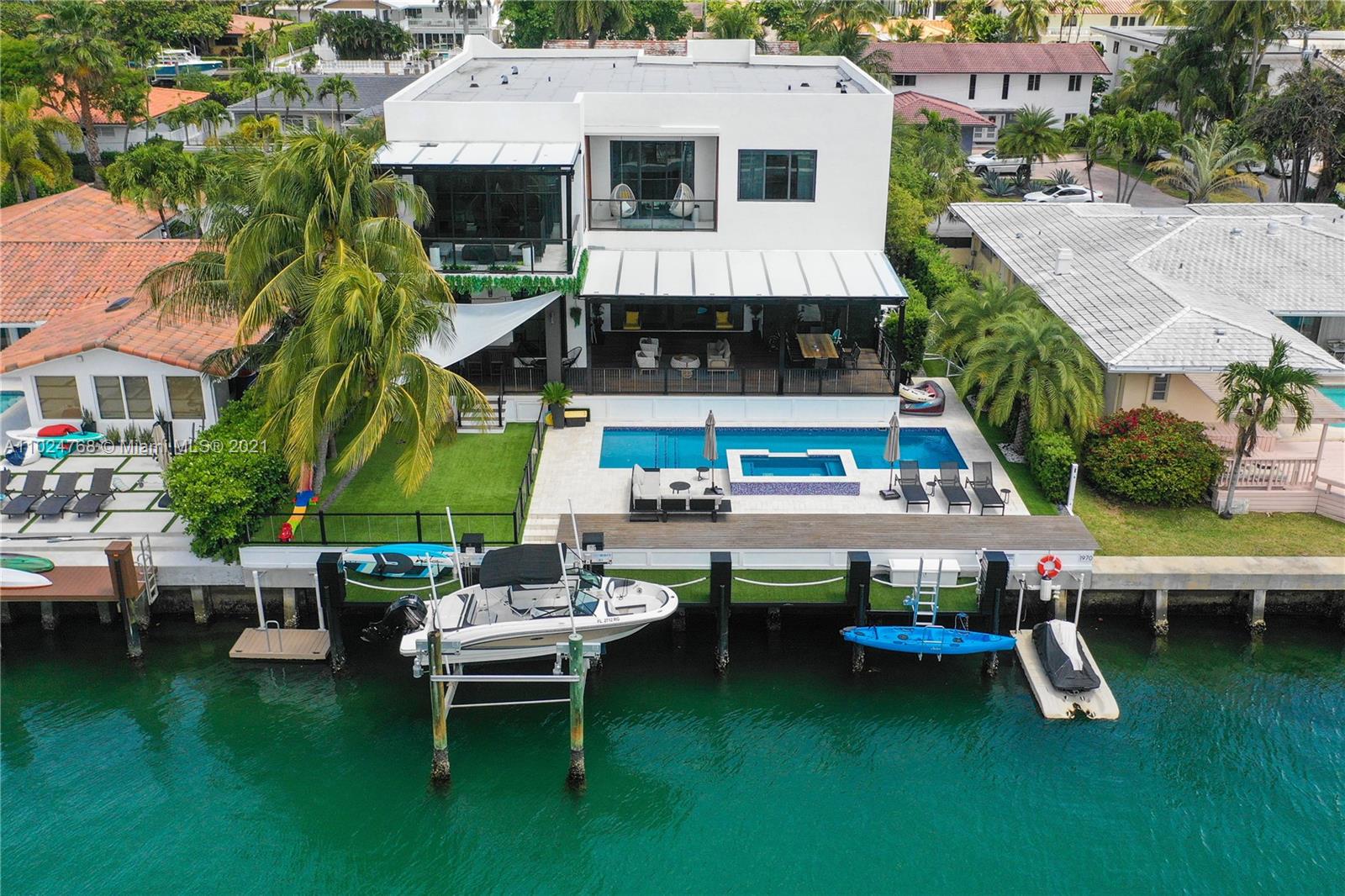 SANS SOUCI ESTATES - Residential