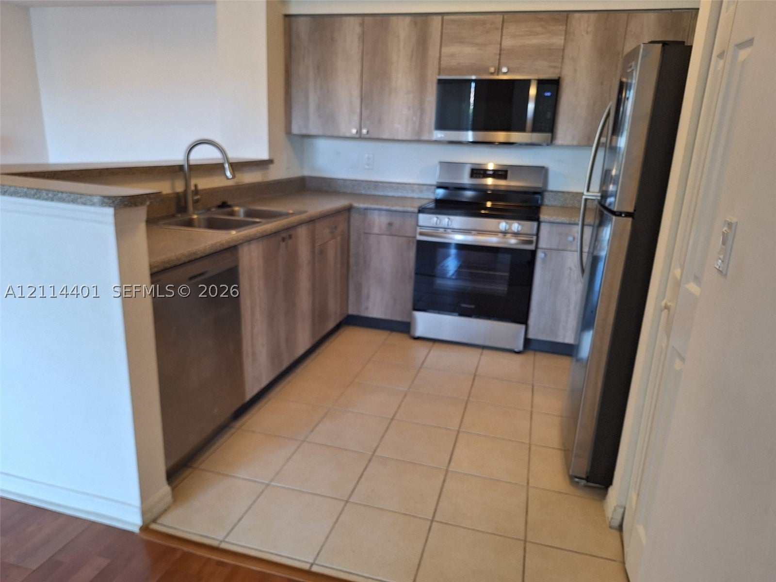 2240 E Preserve Way 206