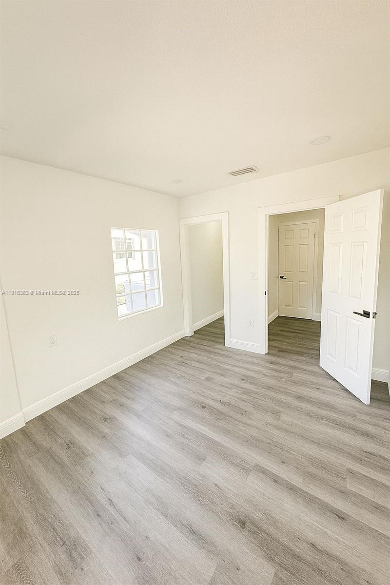 BROADVIEW PARK SEC 3 - Residential