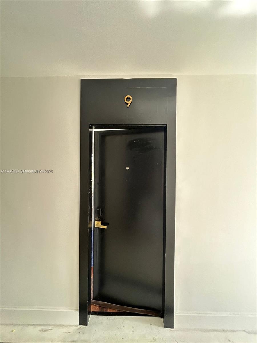 CORAL GABLES FLAGLER STRE - Residential Lease