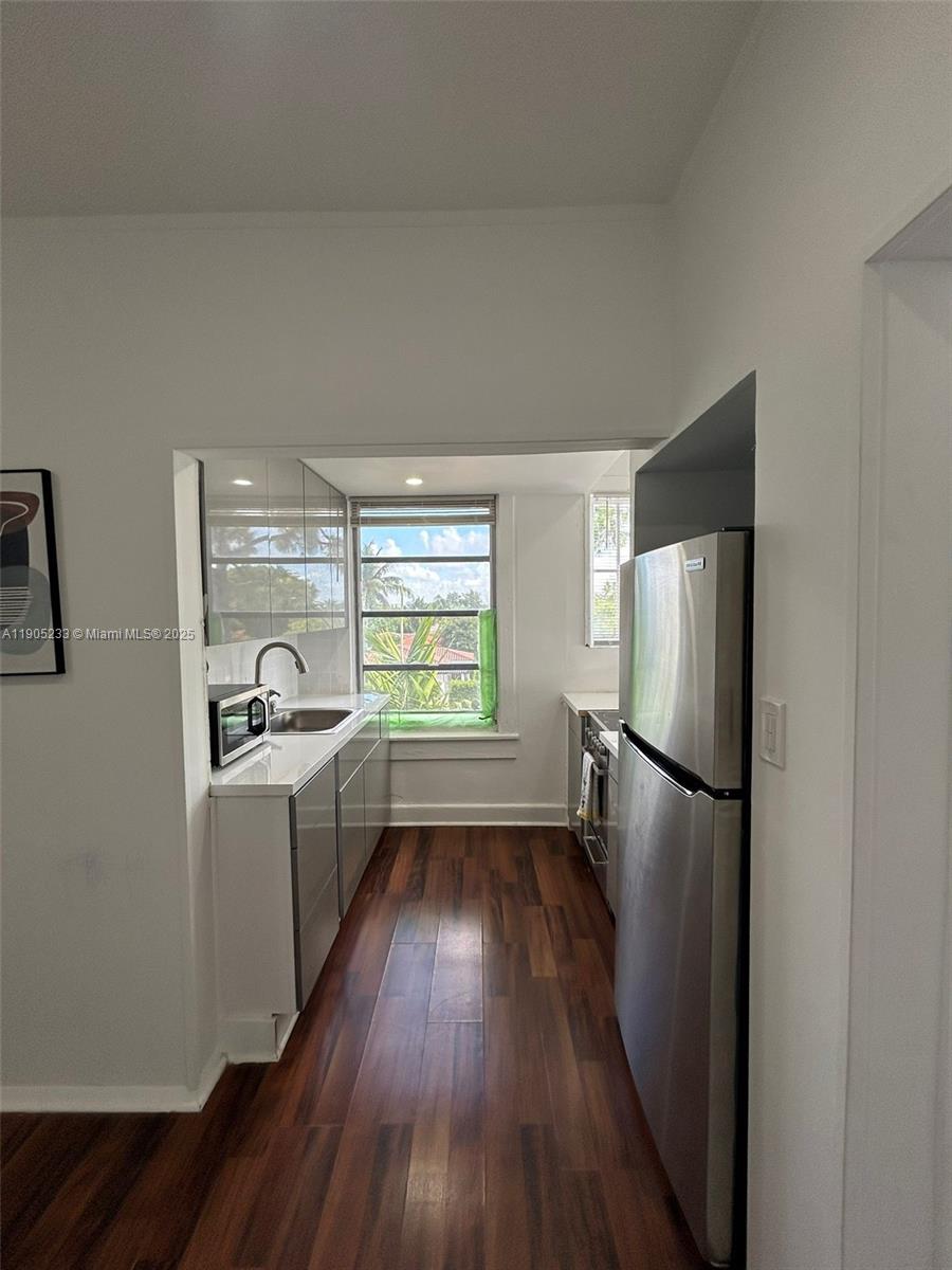 CORAL GABLES FLAGLER STRE - Residential Lease