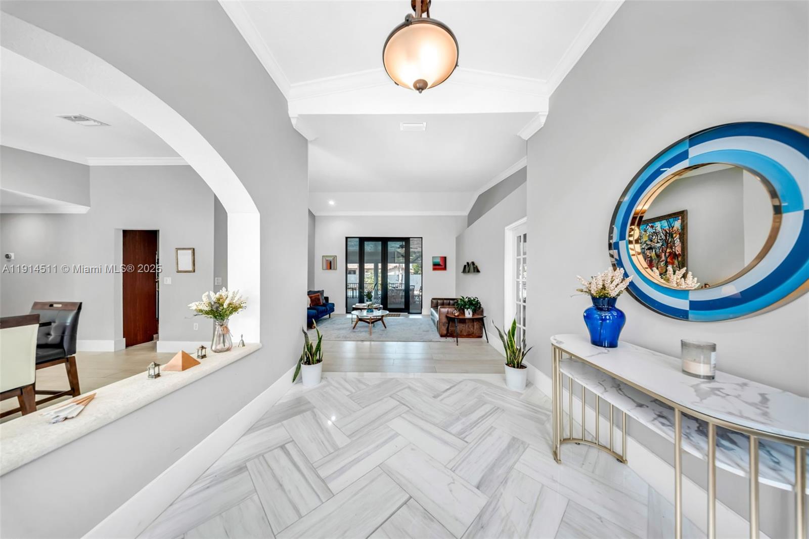 VANDERBILT PARK - Residential