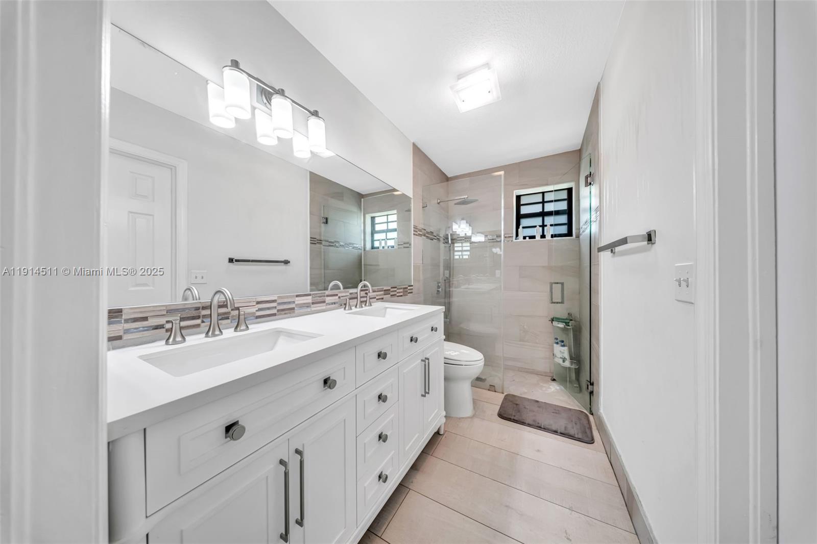 VANDERBILT PARK - Residential