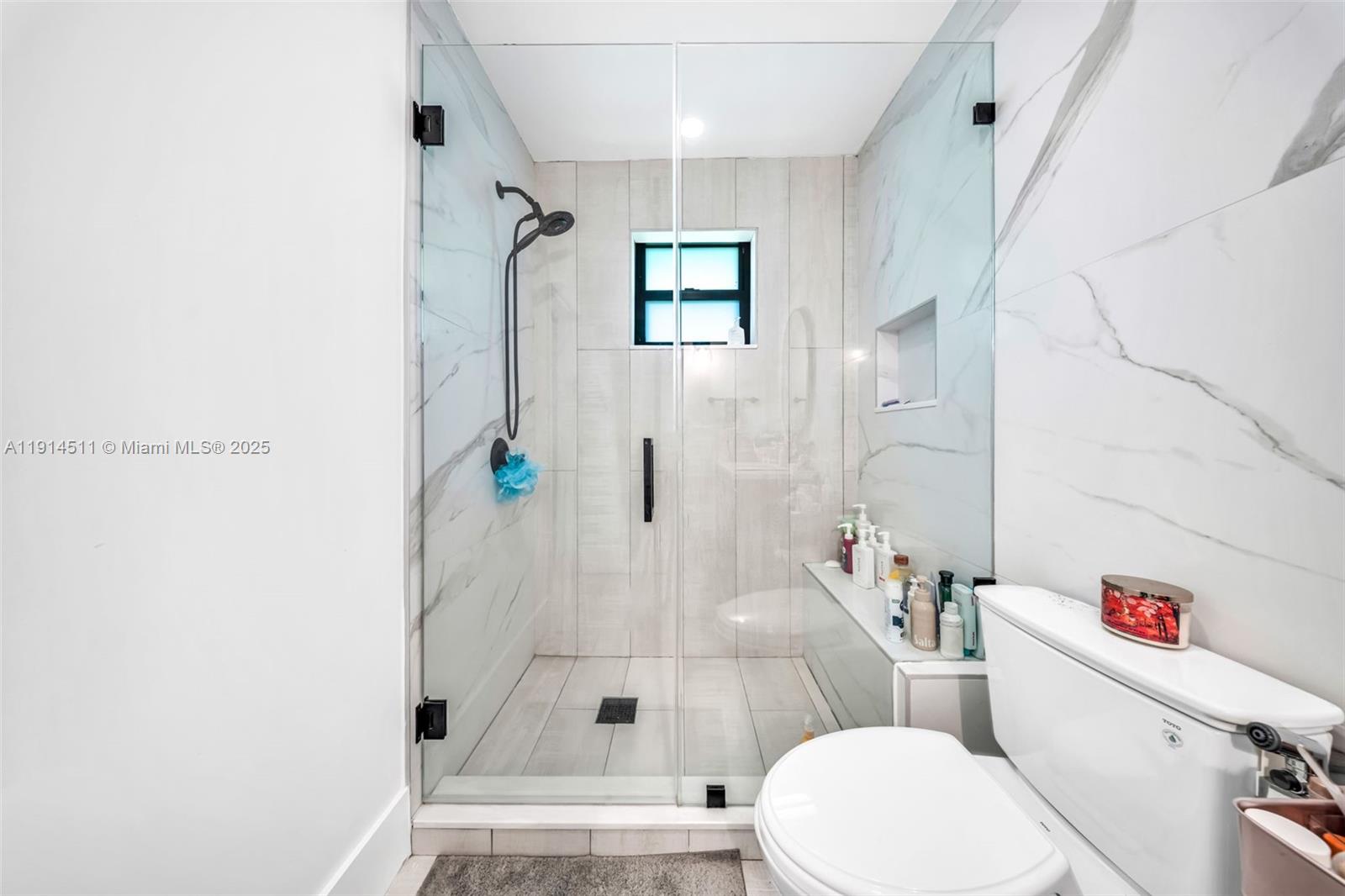 VANDERBILT PARK - Residential