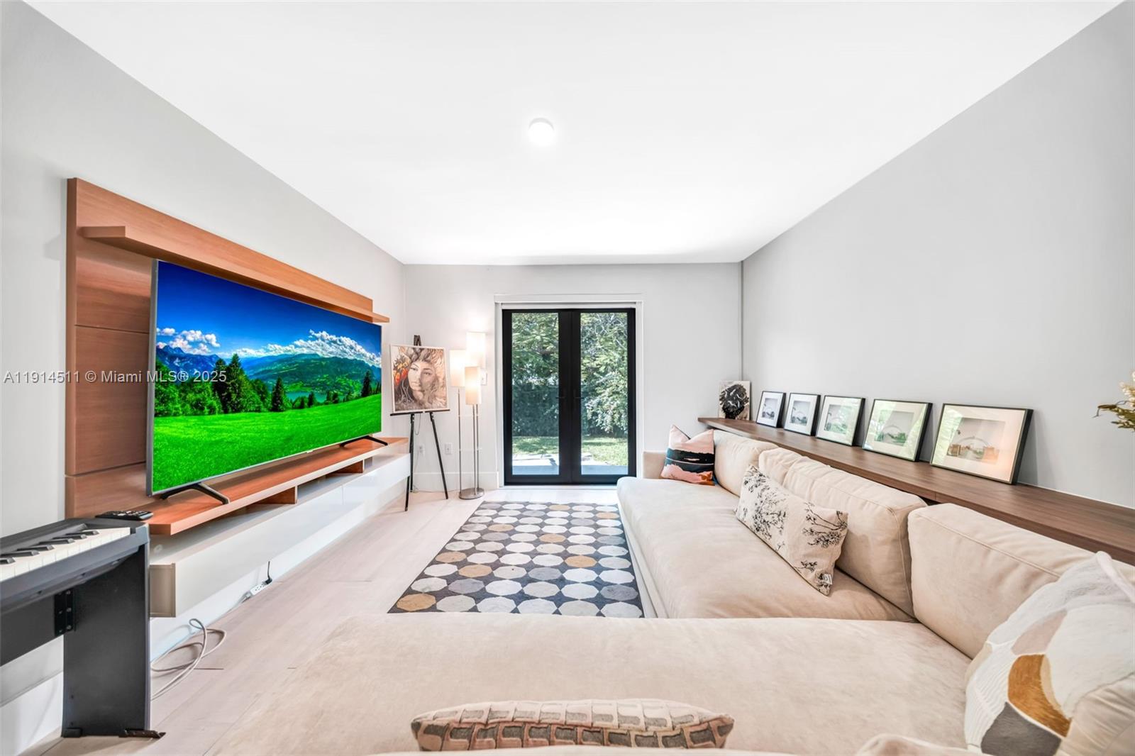 VANDERBILT PARK - Residential