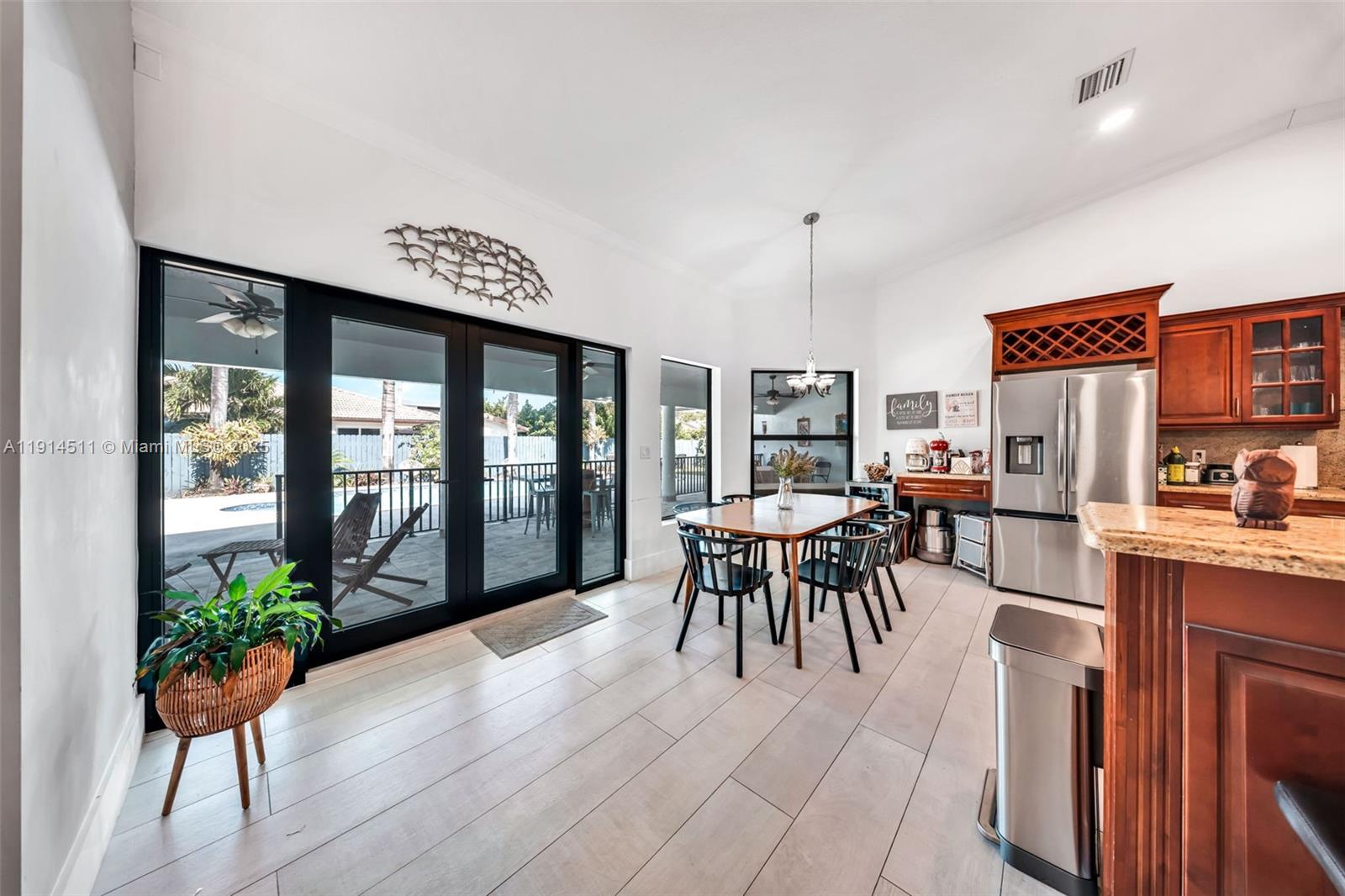 VANDERBILT PARK - Residential