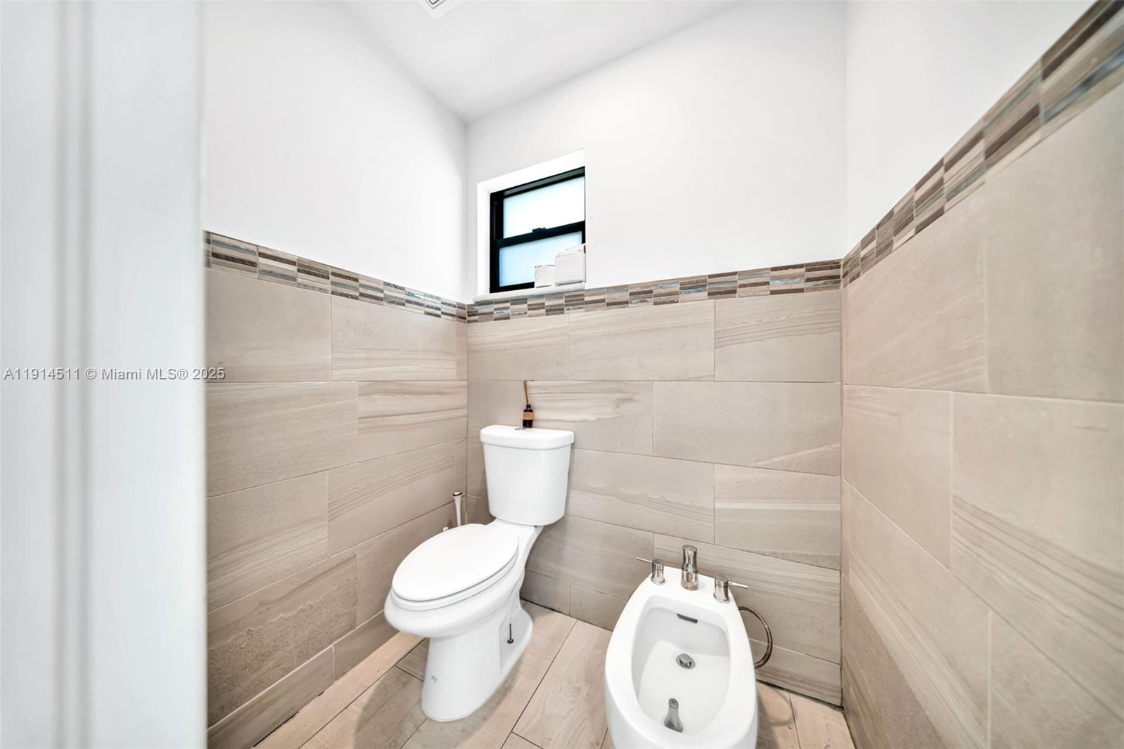 VANDERBILT PARK - Residential