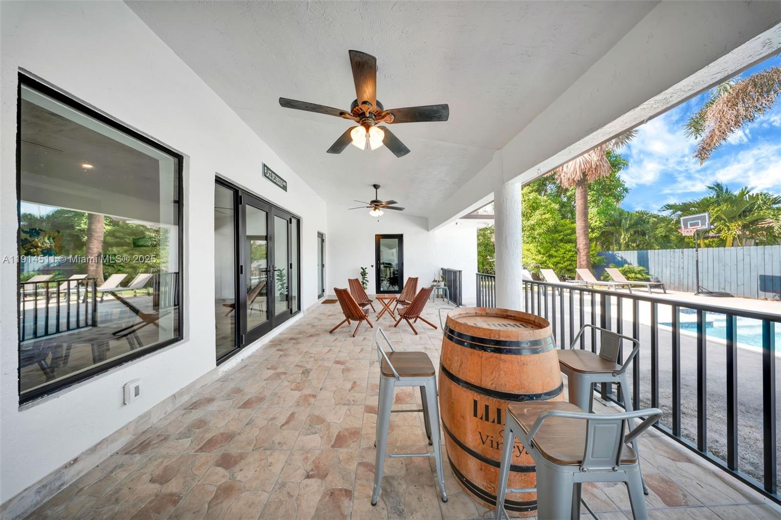 VANDERBILT PARK - Residential