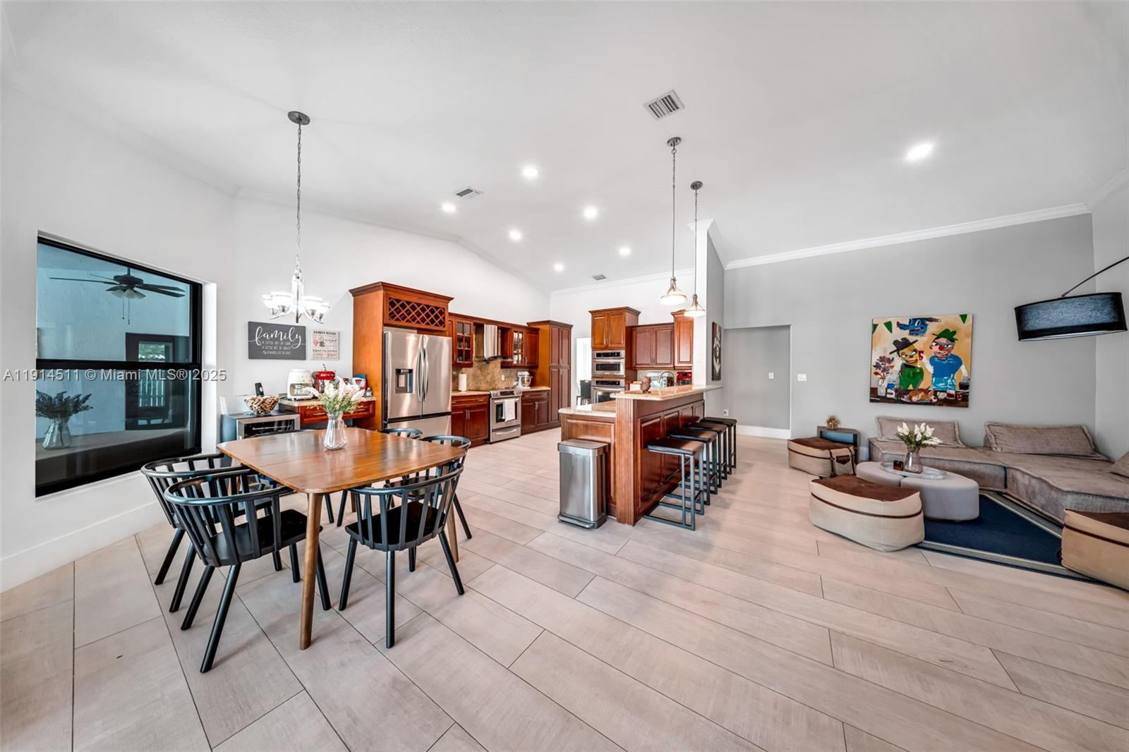 VANDERBILT PARK - Residential