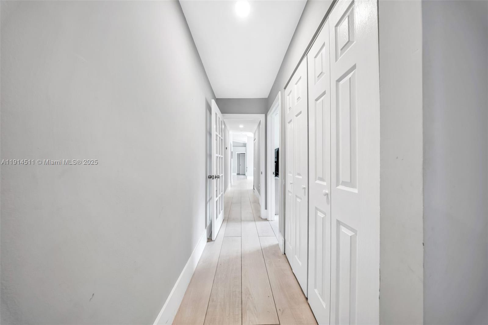 VANDERBILT PARK - Residential