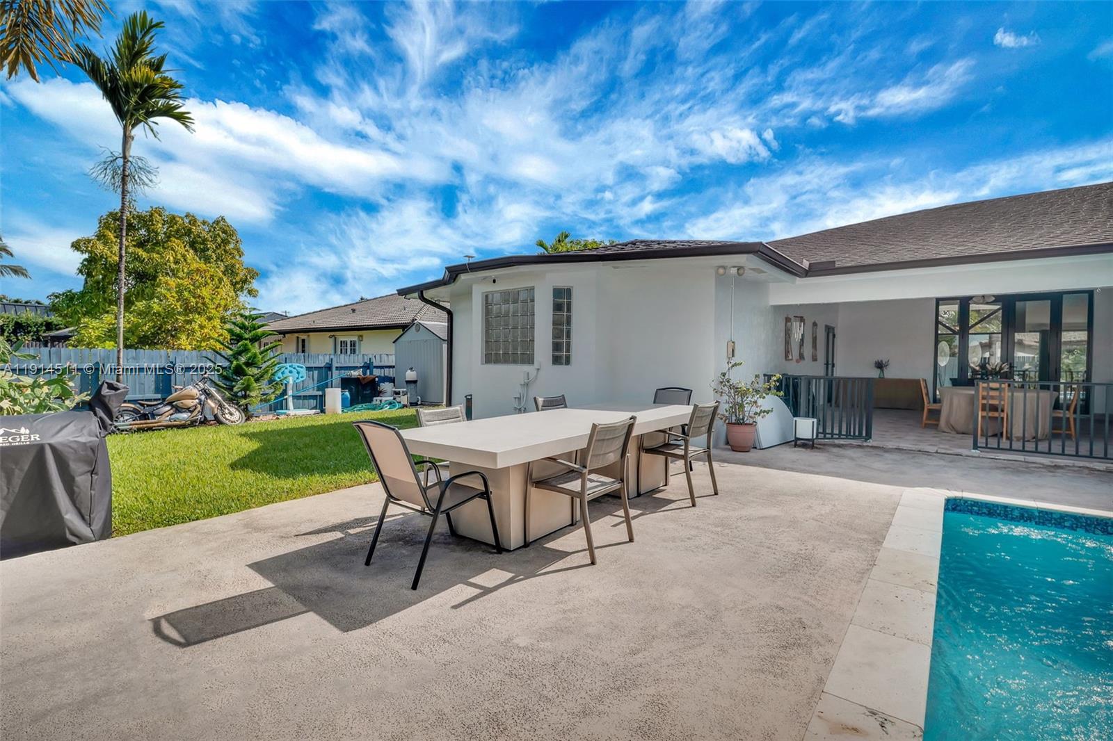 VANDERBILT PARK - Residential