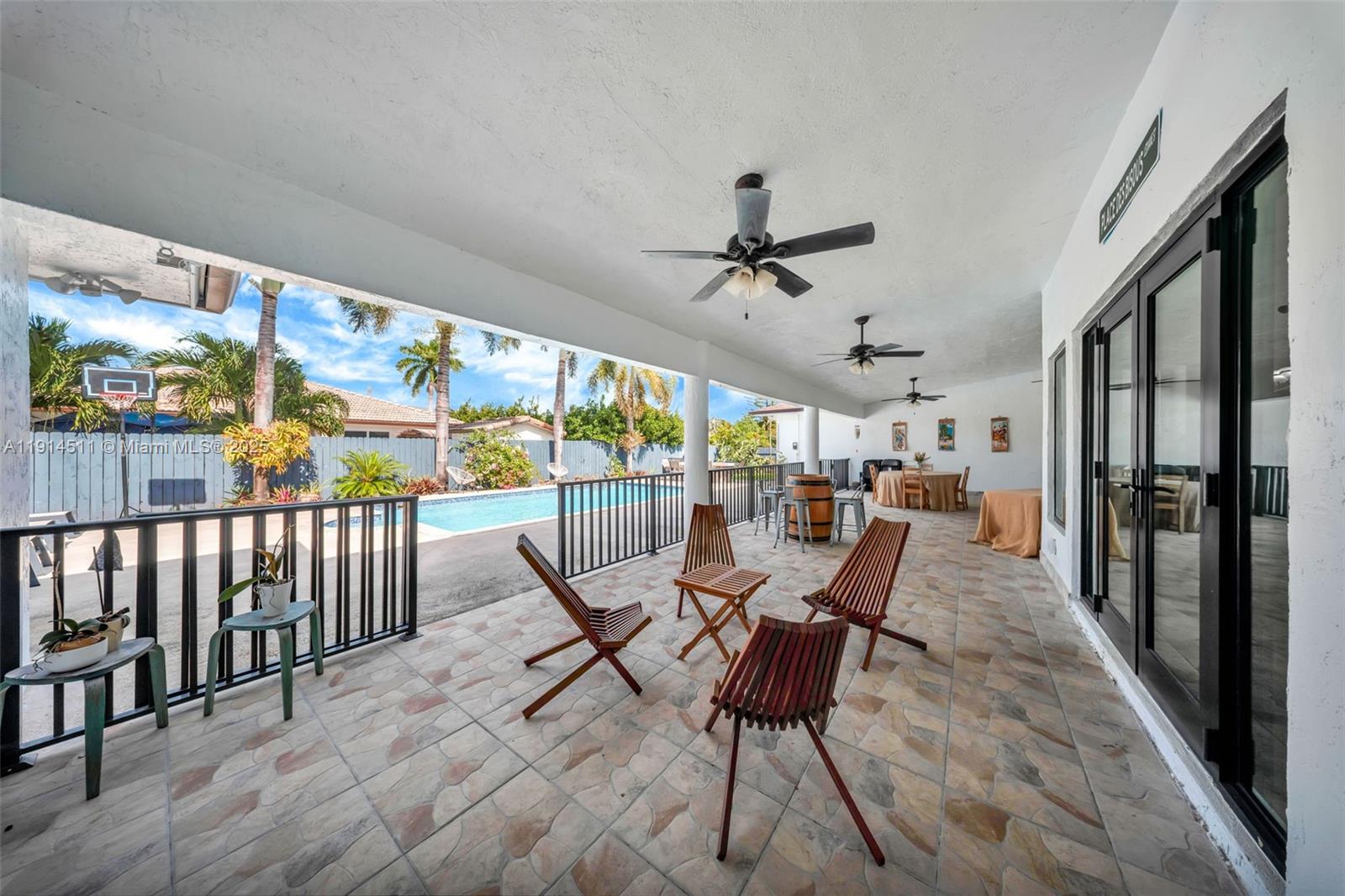 VANDERBILT PARK - Residential