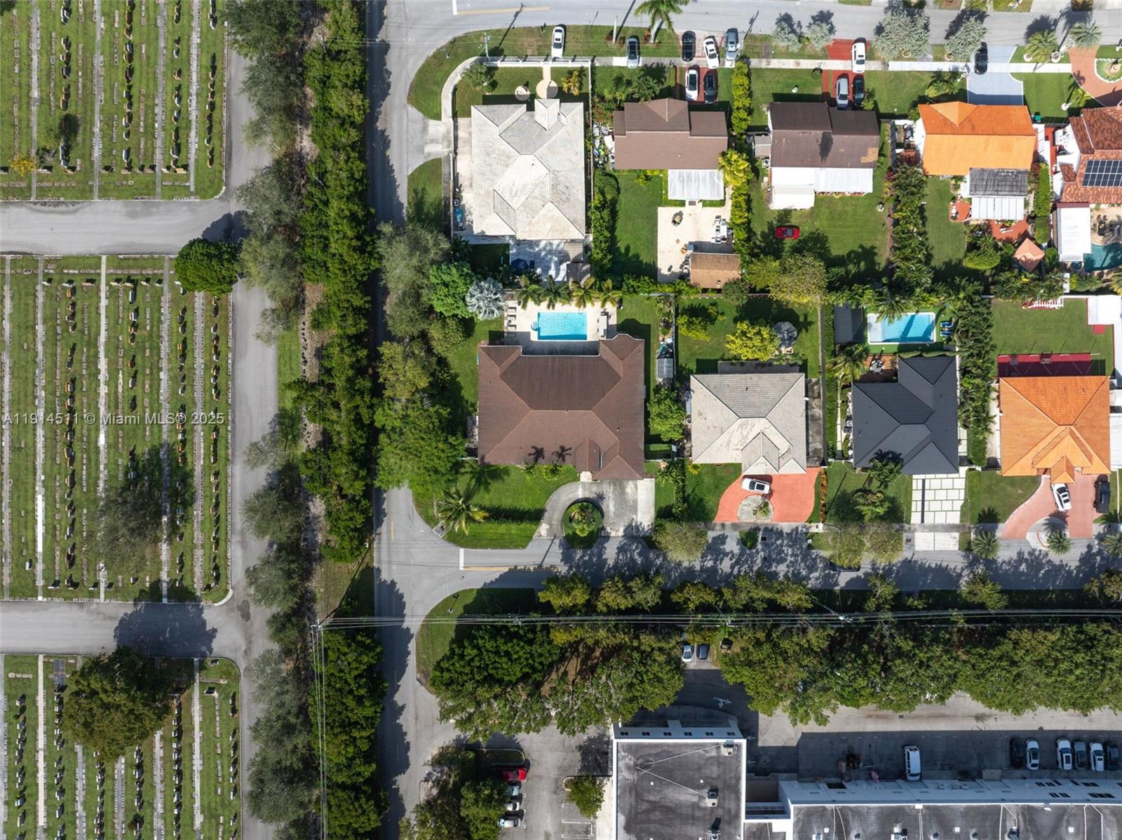 VANDERBILT PARK - Residential